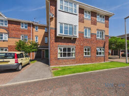 17, Dovetree Court, Blackpool FY4 4NA