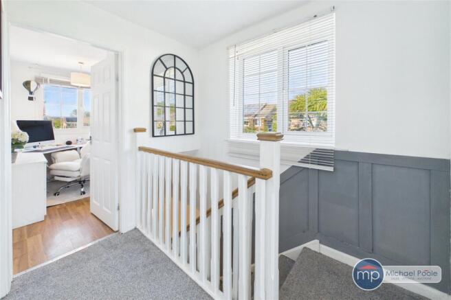 3 bed Semi-Detached for sale Image 10