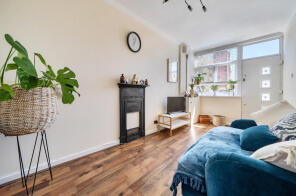 203a, Francis Avenue, Southsea PO4 0AH