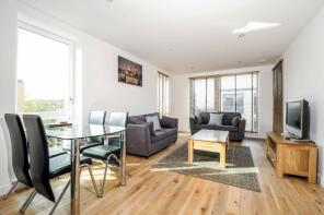 19, 29 Peachey House, Eltringham Street, London SW18 1GQ