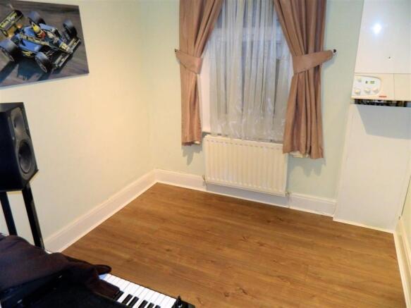 Bedroom 3 30 Falkirk