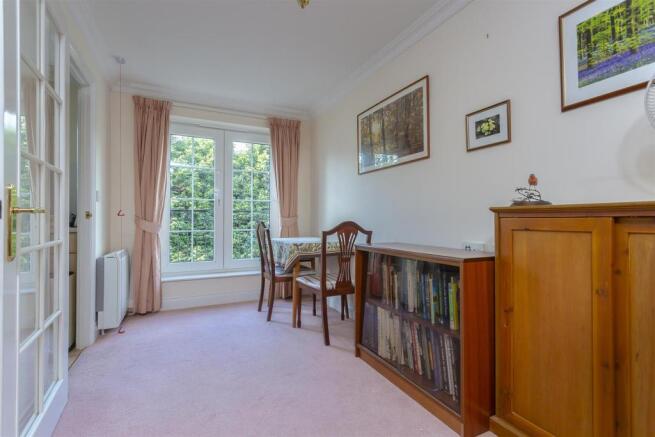 flat-peagusus-court-banstead-106.jpg