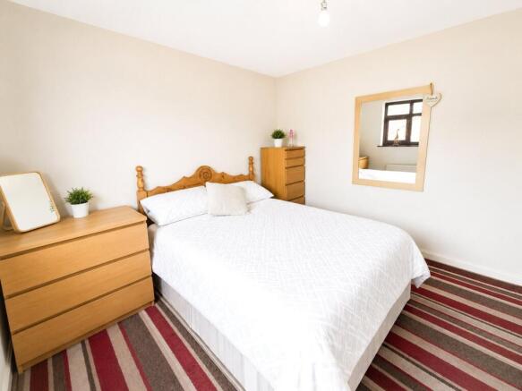 3 bed Semi-Detached for sale Image 10