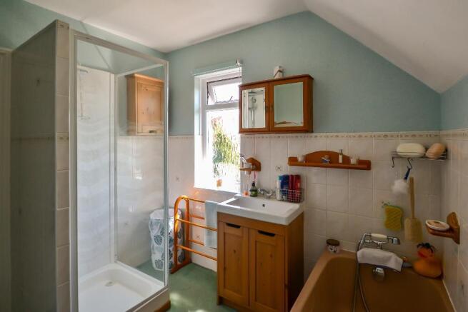 Bathroom/Shower Room