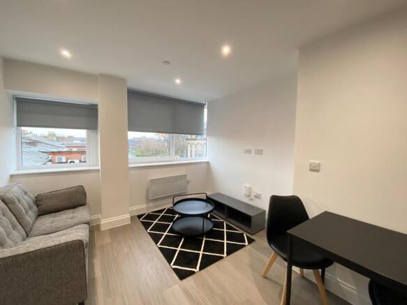 1 bed Apartment to rent Image 4