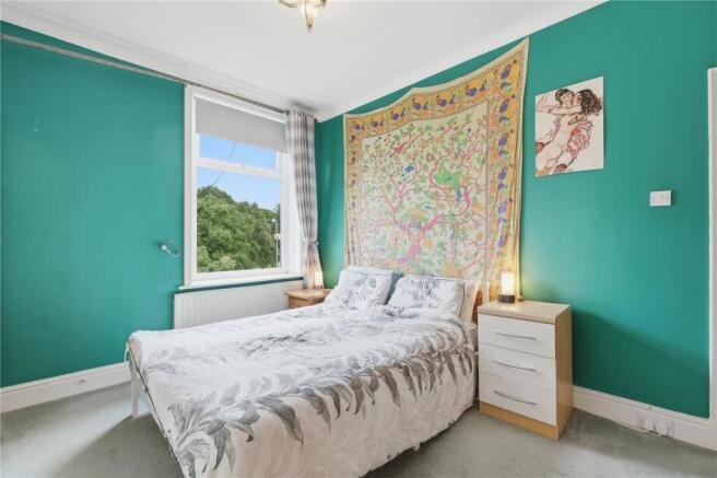 4 bed Terraced for sale Image 12