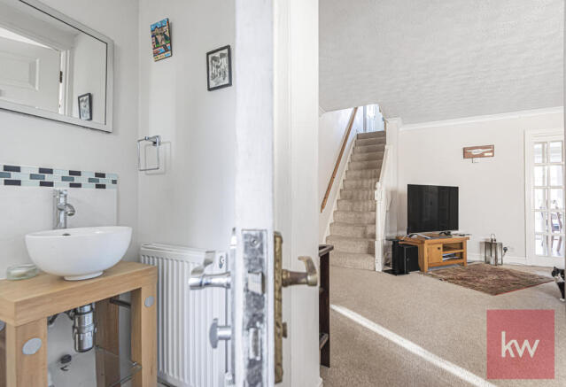 Hallway & Cloakroom
