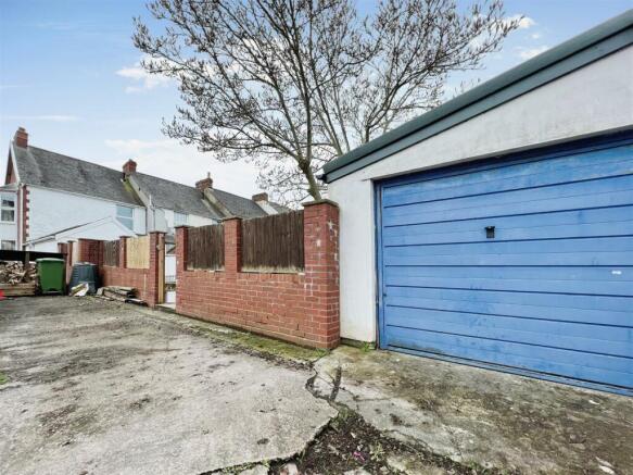 GARAGE 20AND 20PARKING.jpg