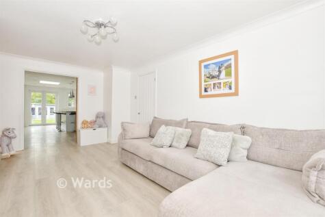 Golf Links Avenue, Gravesend, Kent