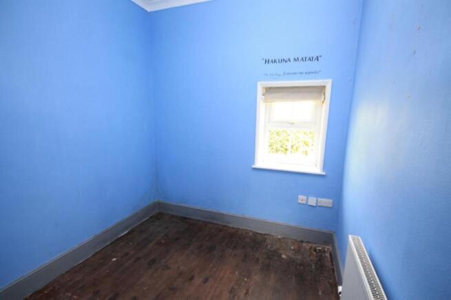 BOX ROOM