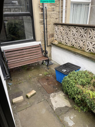 3 bed Terraced to rent Image 10