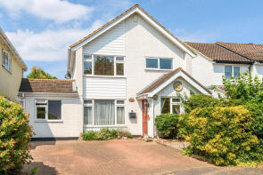 40, Coombe Drive, Addlestone KT15 1DD