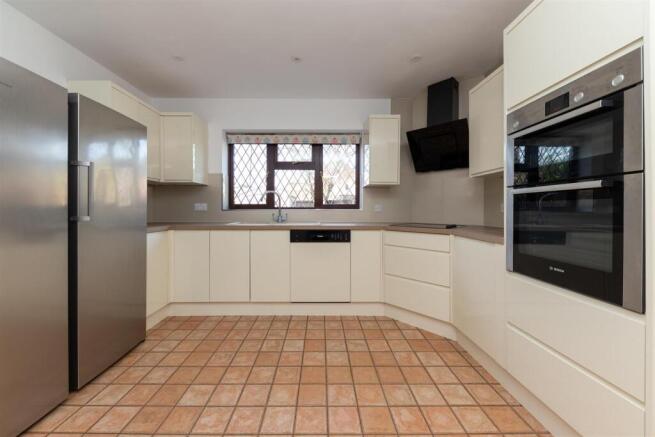32 Norton Road (5 of 16).jpg