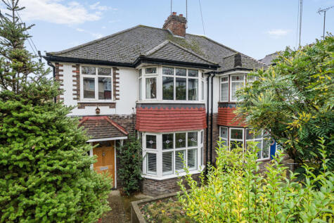 Oak Tree Gardens, Bromley