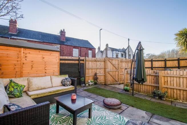 3 bed House for sale Image 12