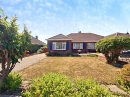 76, Palmer Road, Littlehampton BN16 4LW