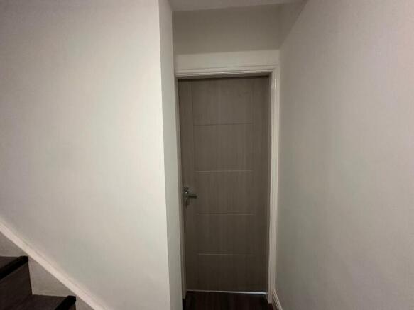 9 bed House of Multiple Occupation to rent Image 7