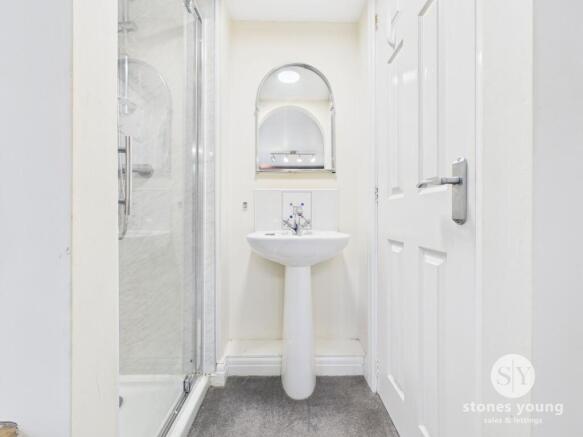Shower En-Suite