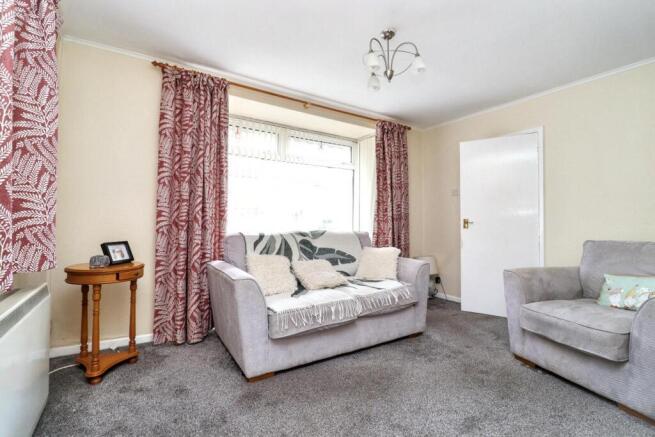 3 bed Semi-Detached for sale Image 4