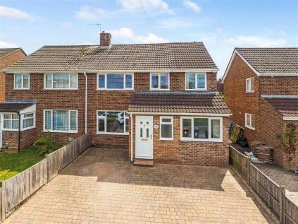 Valencia Way, Andover