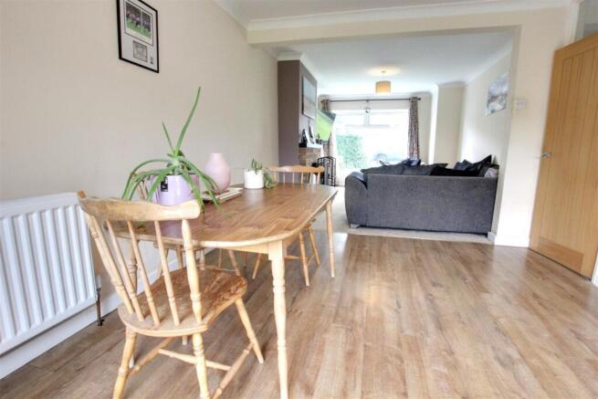 2 bed Semi-Detached Bungalow for sale Image 10