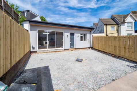 Sandy Lane North, Wallington, SM6