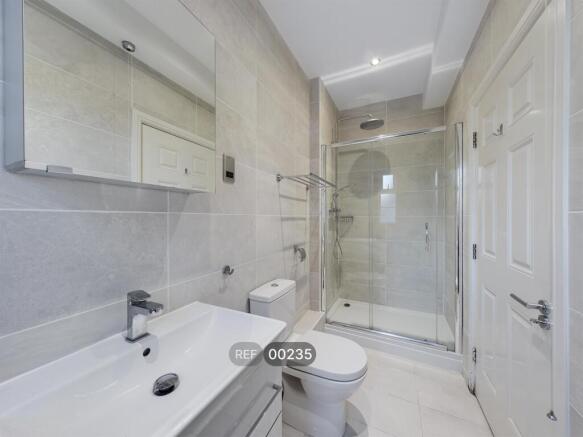 2 bed Apartment to rent Image 5