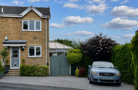 Westbury Close, Redbrook, Barnsley S75 2RZ