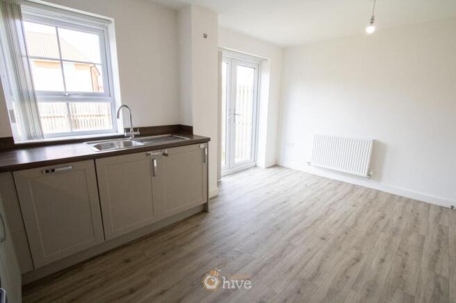 3 bed Semi-Detached for sale Image 6