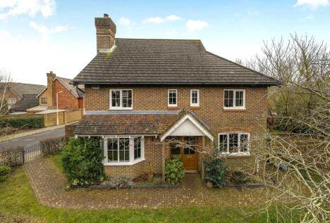 Sandpiper Road, Hawkinge, CT18