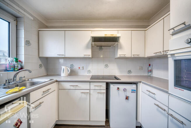 _D751113_hdr