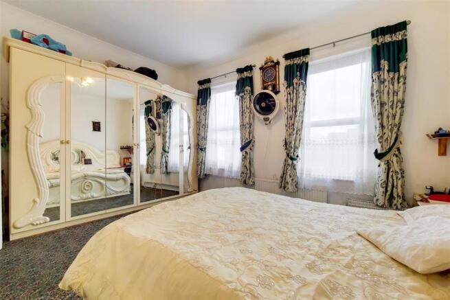11_Main Bedroom-0.jpg