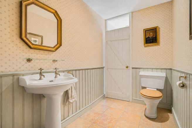 3 bed Detached for sale Image 8