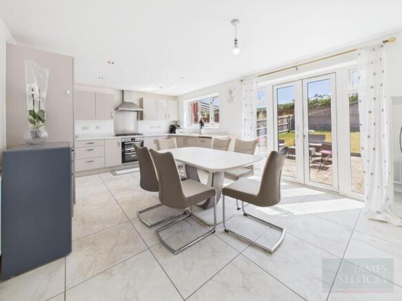Dining Kitchen