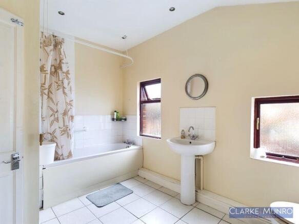 2 bed End of Terrace for sale Image 12