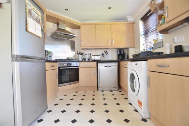 KITCHEN 1.jpg
