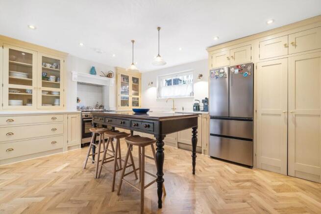 Kitchen.JPG