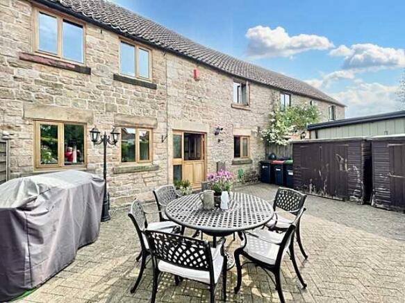 Saffron Cottage, Barn Court, Kirkby in Ashfield photo 4