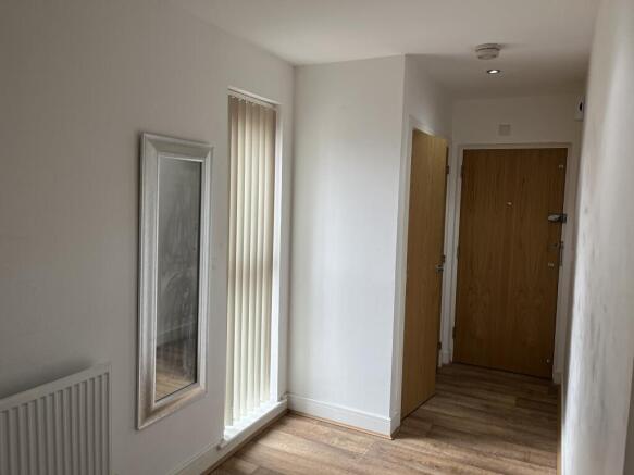 Entrance hallway pic