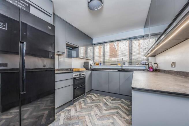 117 Old Rectory Road, Farlington-Small-PorticoMark