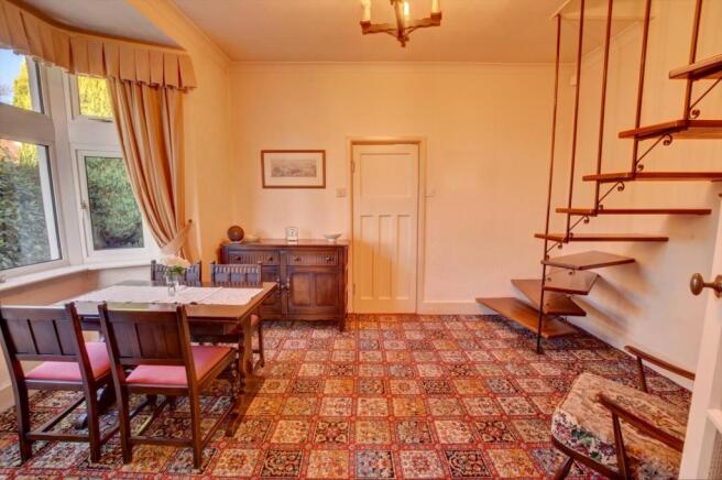 dining room 1.jpg