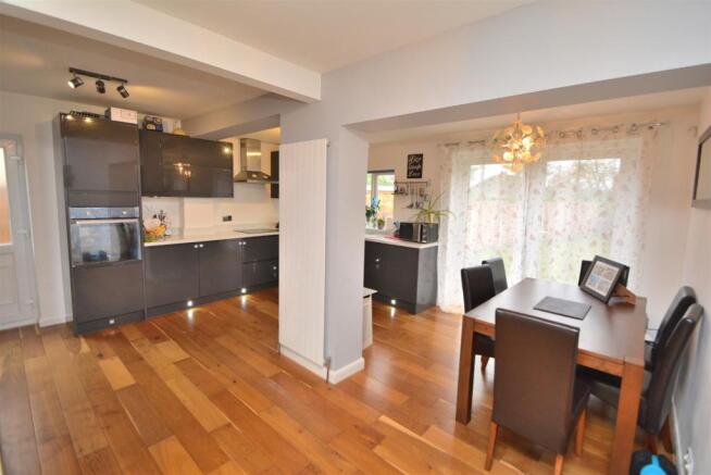 Open Plan Living/Kitchen