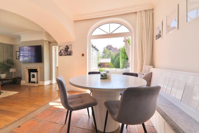 3 bed Detached for sale Image 4