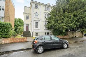 Flat 4, 11, Uxbridge Road, Kingston Upon Thames KT1 2LH