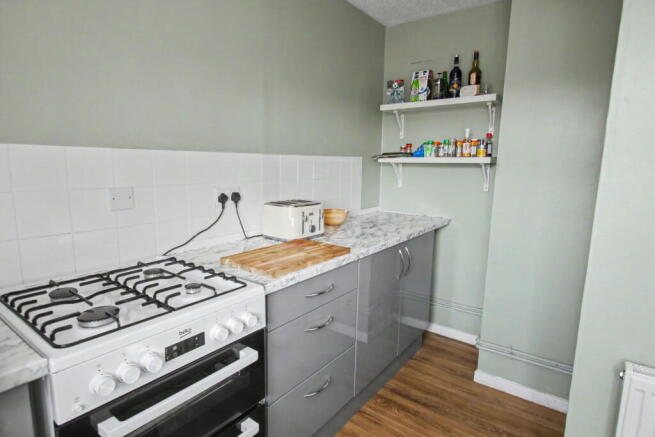 Apartment in Caerphilly, Van - View 6