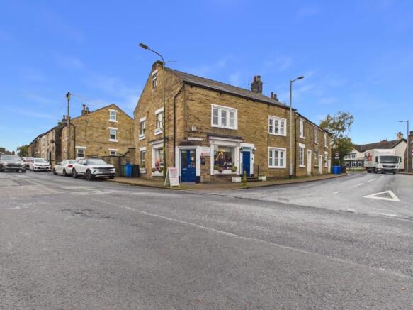4-bed house on 1a Market Place Mottram, Mottram, Hyde, SK14 6JD , £575,000