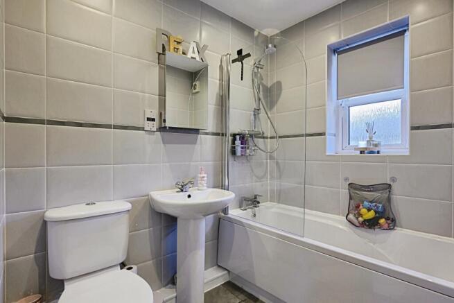 3 bed Semi-Detached for sale Image 12