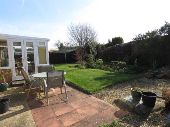 Garden 1.JPG