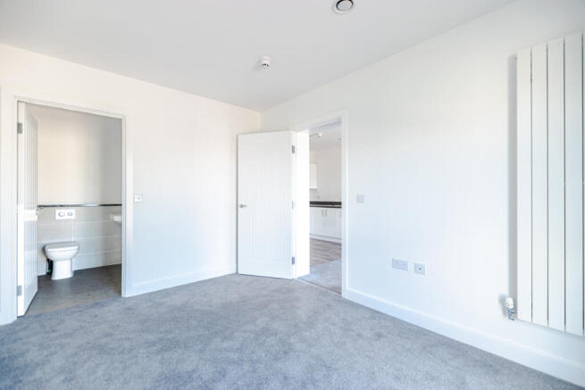 2 bed Apartment for sale Image 11