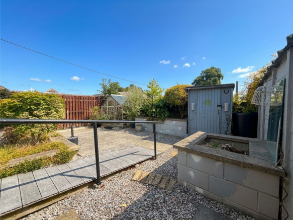 2 bed Semi-Detached Bungalow for sale Image 11